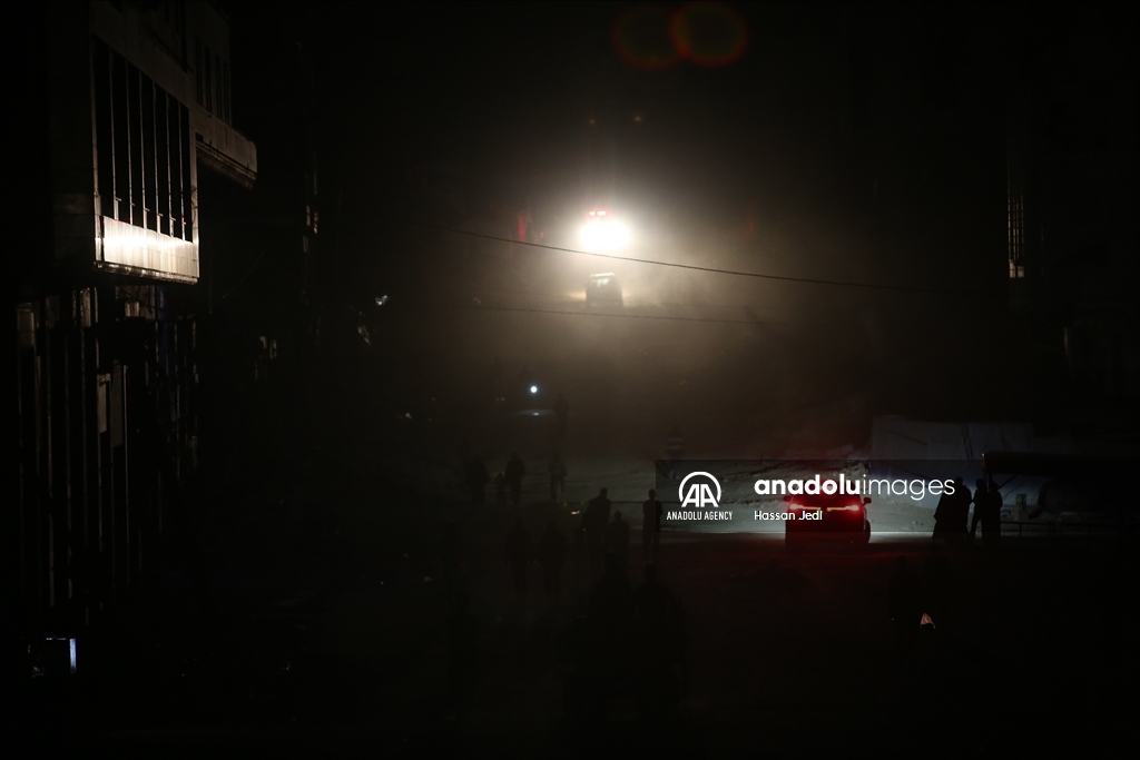 Palestinci u Gazi noći provode u totalnom mraku zbog isključenja električne energije