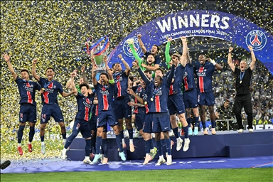 قدم.. باريس سان جيرمان يتوج بلقب دوري أبطال أوروبا للمرة الأولى