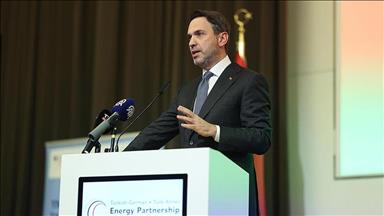 Türkiye aiming for carbon neutrality in 30 years: Energy minister