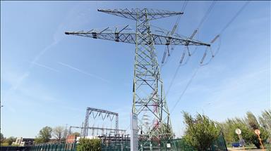 Türkiye'nin elektrikte kurulu gücü 117 bin 123 megavata ulaştı