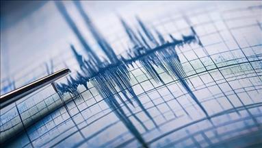 Bakan Bayraktar, İstanbul'daki deprem sebebiyle geçmiş olsun mesajı yayımladı
