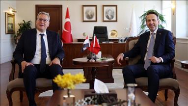 BOTAŞ'a ait FSRU 2025 yazında Mısır'da hizmet verecek